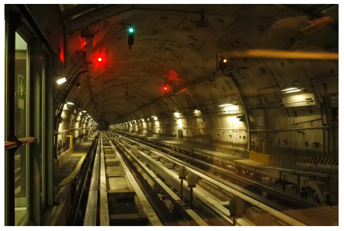 地鐵的安全運(yùn)行,由中緯ZDL700來(lái)守護(hù)